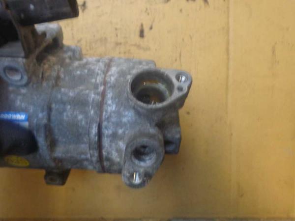 COMPRESSEUR DE CLIMATISATION VAG - Vue 2